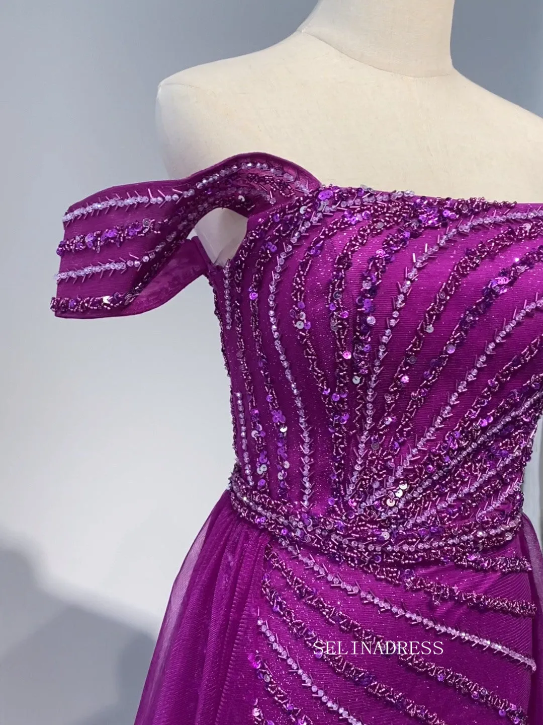 Elegant Sheath/Column Long Prom Dress Tulle Beaded Long Evening Dress Formal Gown FUE014