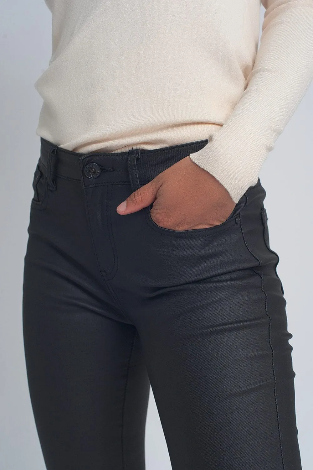 Faux Leather Skinny Trousers In Black Colour