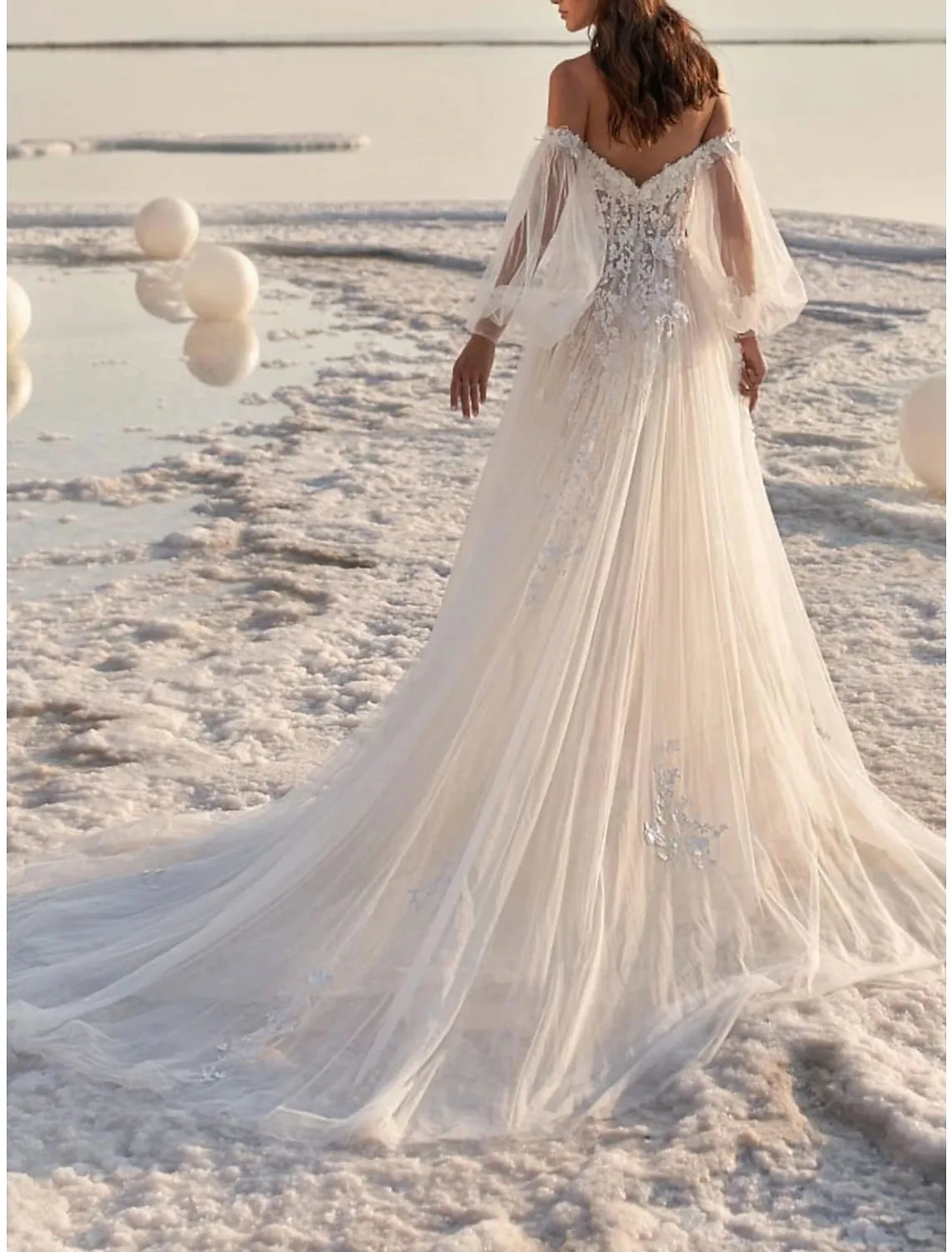Luolandi Beach Formal Wedding Dresses A-Line Off Shoulder Sleeve Court Train Lace Bridal Gowns With Appliques