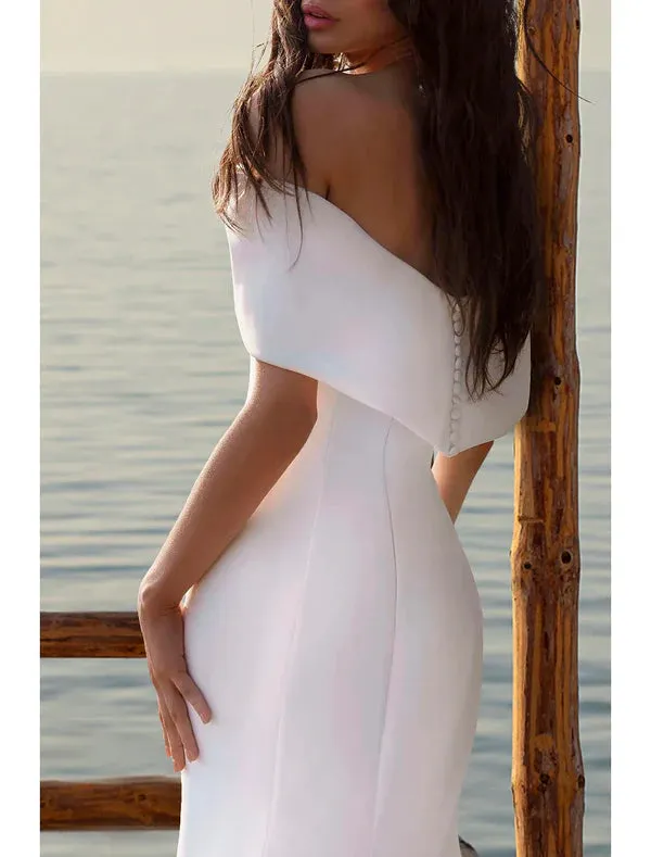 Luolandi Beach Simple Wedding Dresses Mermaid / Trumpet Off Shoulder Cap Sleeve Court Train Satin Bridal Gowns With Ruched White