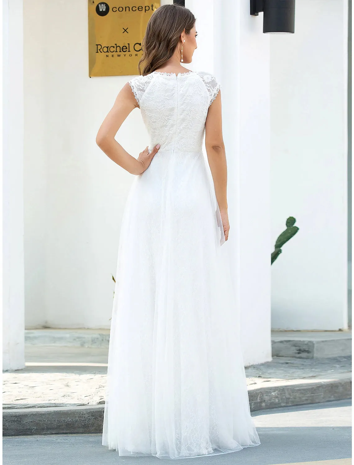 Luolandi Beach Wedding Dresses A-Line V Neck Cap Sleeve Floor Length Lace Bridal Gowns