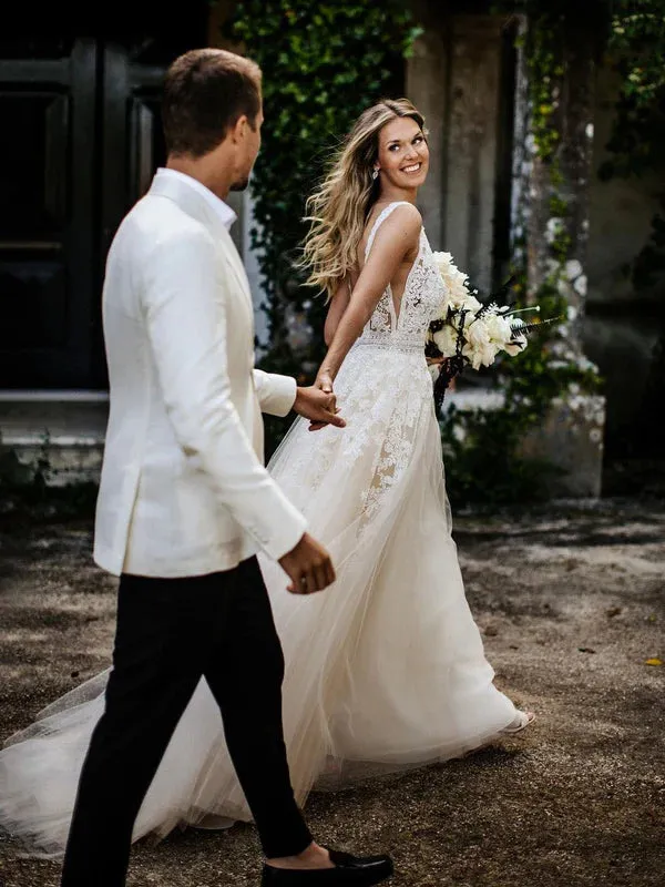 Luolandi Fabulous Tulle V-neck A-line Sweep Train Wedding Gowns With Beaded Elegant