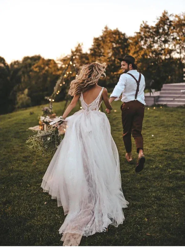 Luolandi Marvelous Backless V-neck A-line Wedding Dresses Appliques Tulle Bridal Gowns Sexy