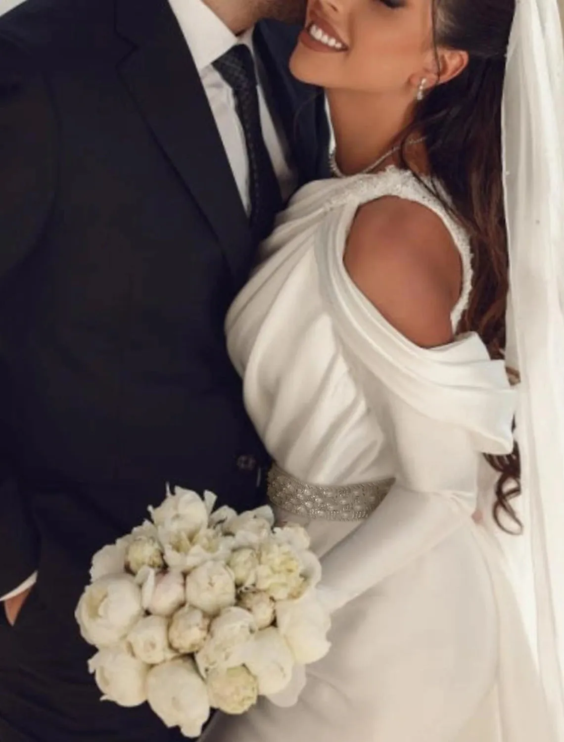 Luolandi One Shoulder Long Sleeve Floor Length Satin Bridal Gowns With Sash Wedding Dresses / Ribbon Beading Pure Color
