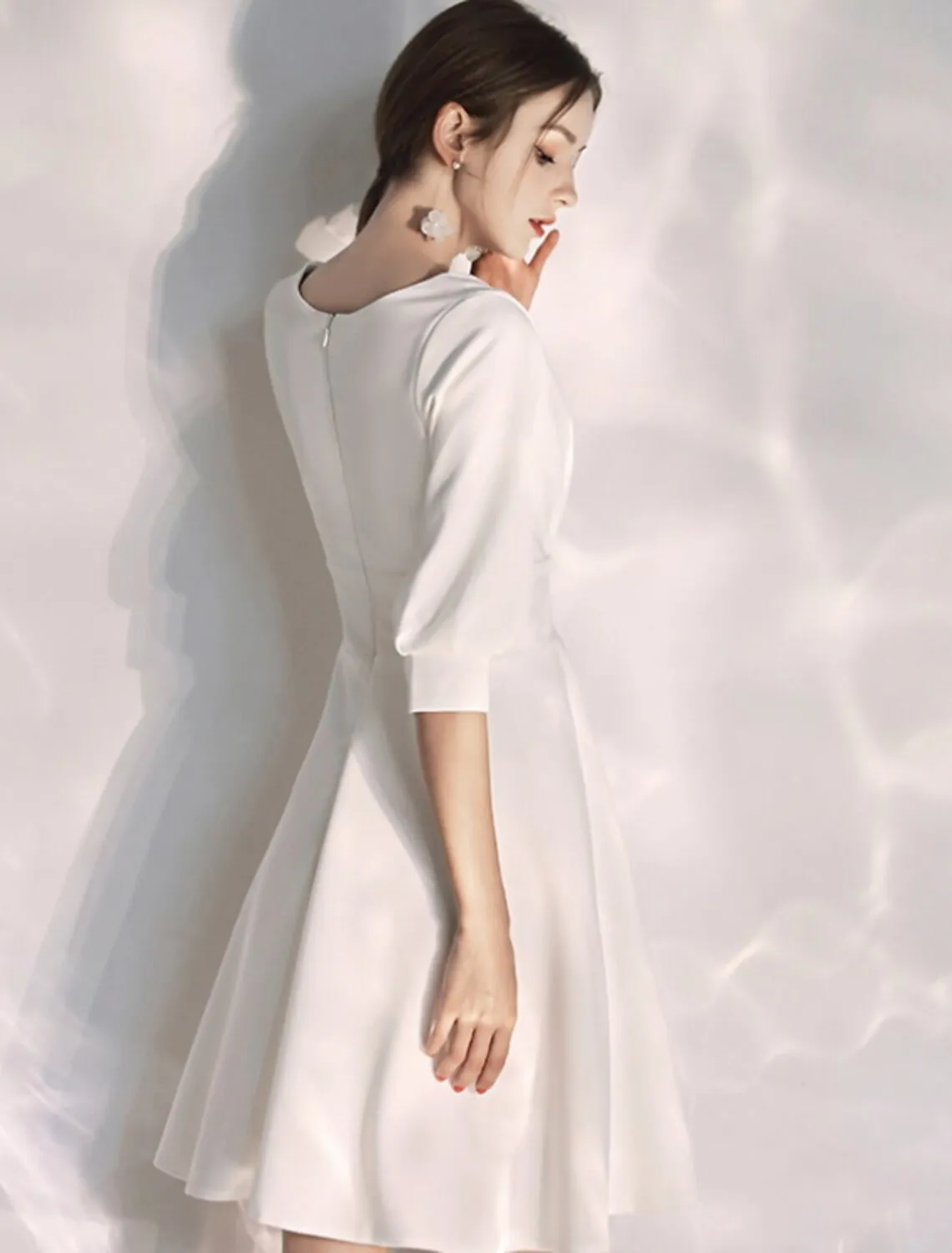 Luolandi Reception Little White Dresses Wedding Dresses A-Line V Neck Half Sleeve Knee Length Stretch Fabric Bridal Gowns