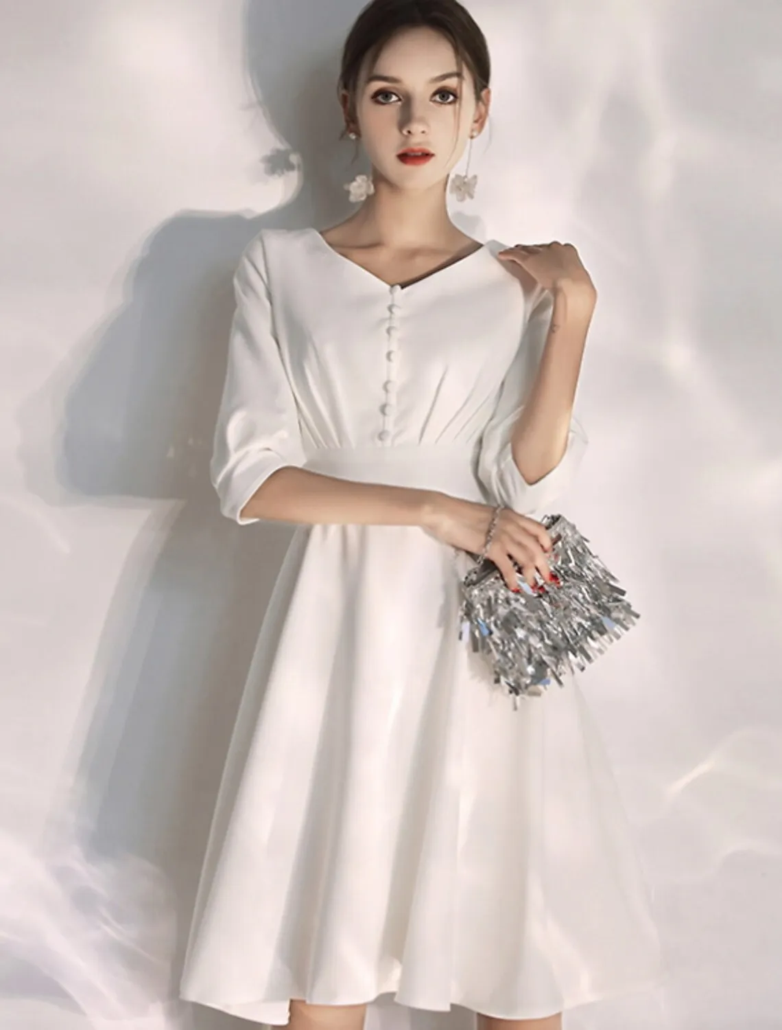 Luolandi Reception Little White Dresses Wedding Dresses A-Line V Neck Half Sleeve Knee Length Stretch Fabric Bridal Gowns