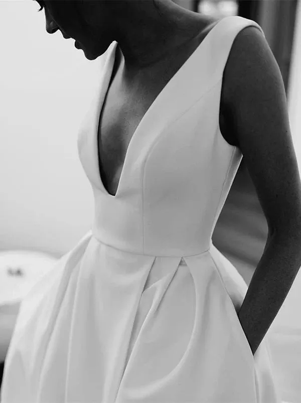 Luolandi Stunning V-neck Satin Wedding Dresses A-line Bridal Gowns Simple Sexy Elegant