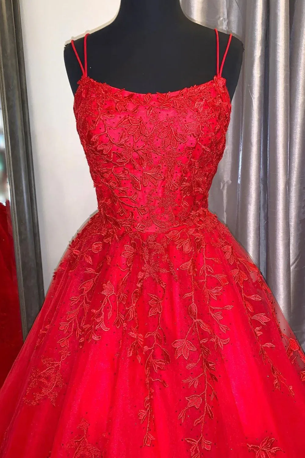 Red Lace Long Backless Prom Dresses Red Formal Graduation Dresses