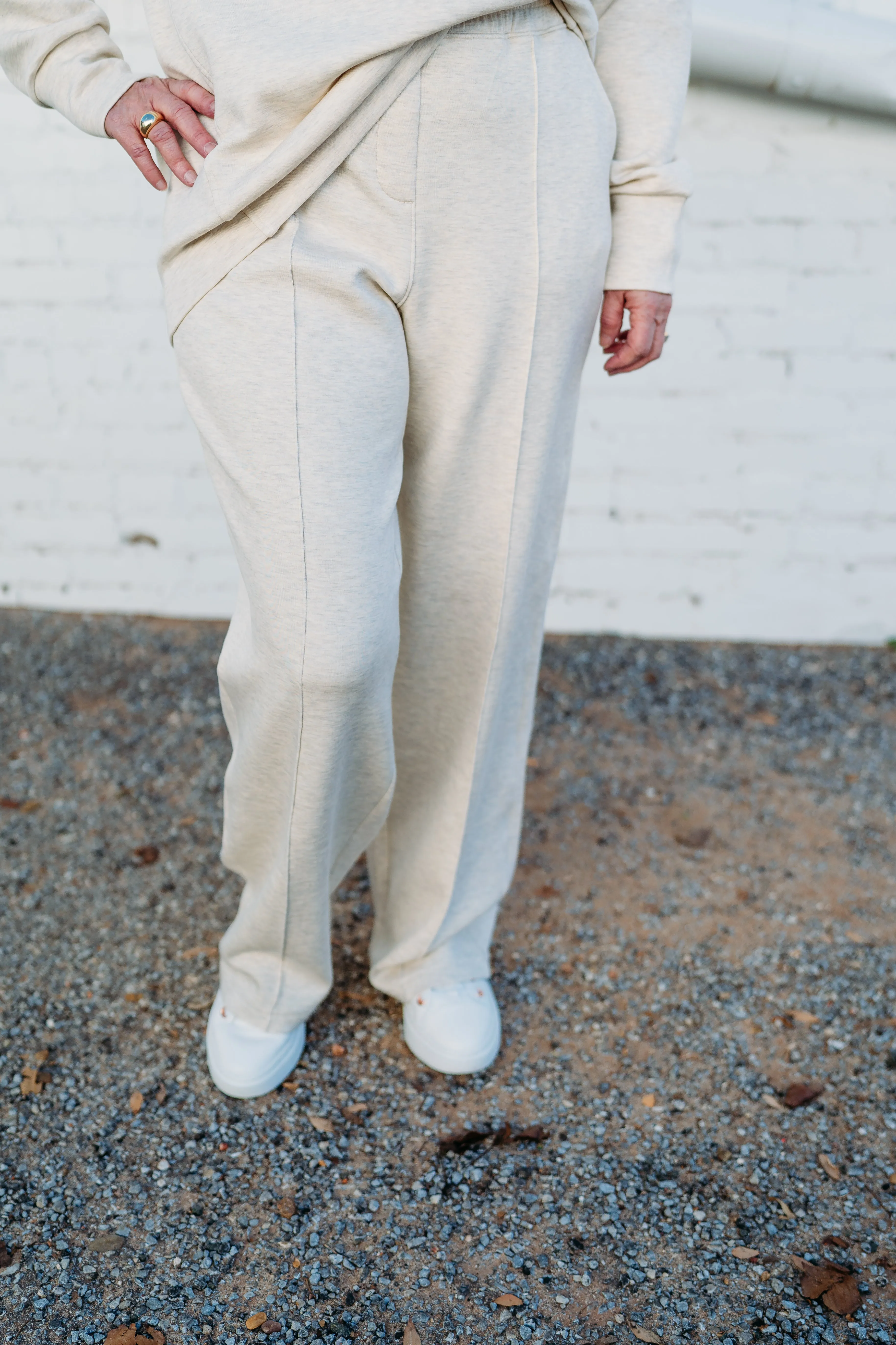 Spanx: Brushed Air Essential Straight Leg in Heather Cream
