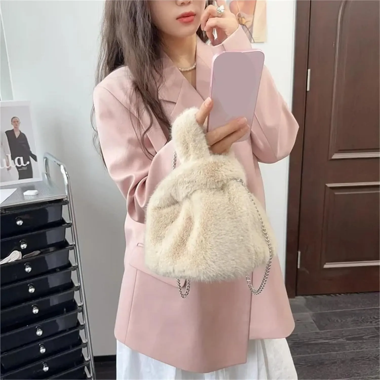 Winter Tote Bags For Women Handbags Soft Warm Wrist Bag Chains Mini Clutch For Women