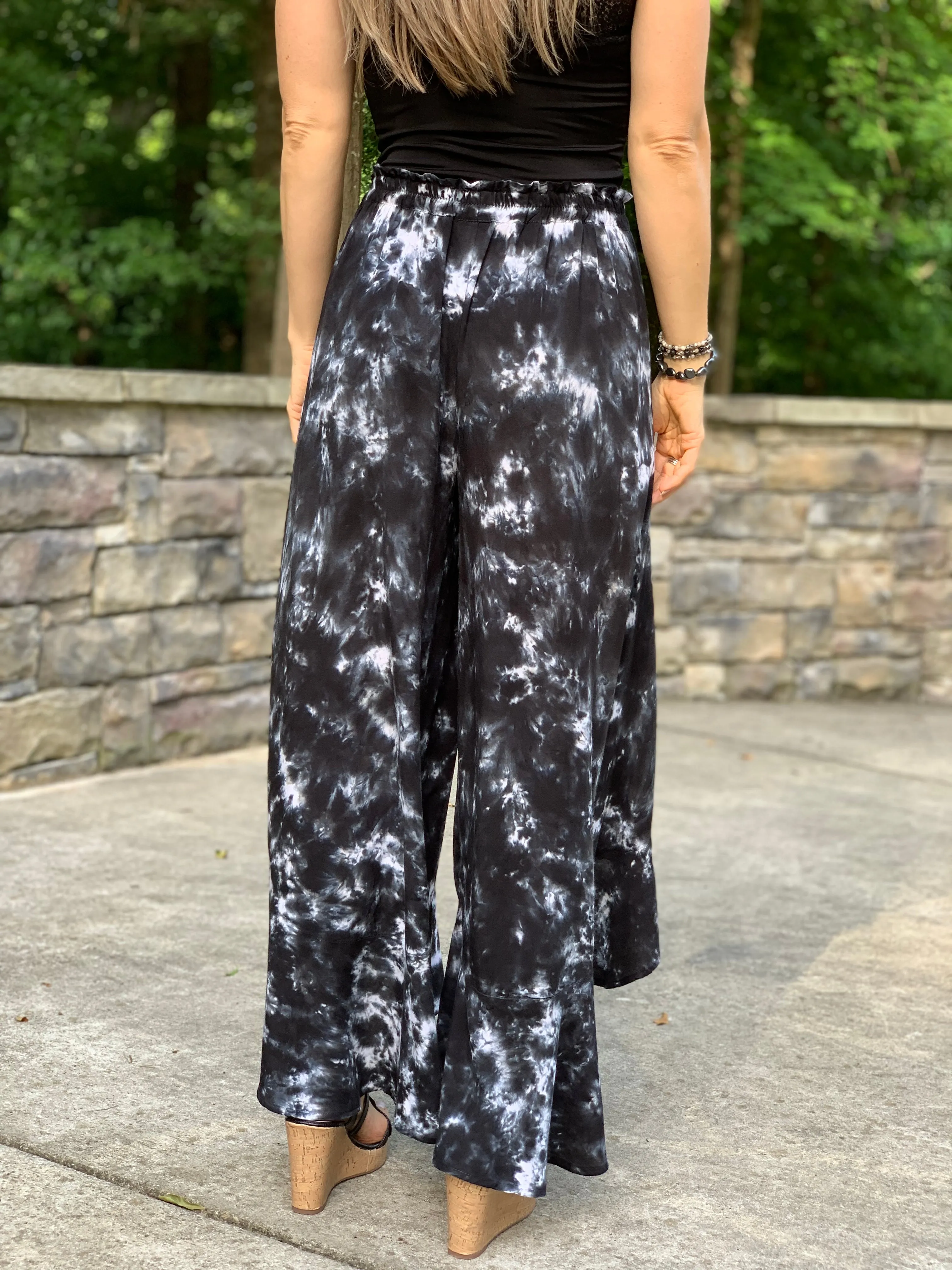 X-ray ruffle pants